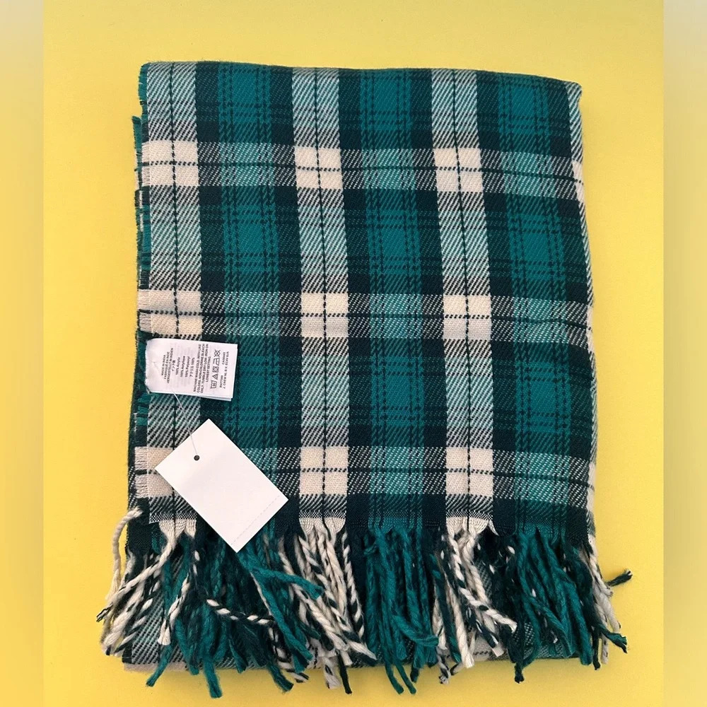 J.Crew Unisex Men Women Green Plaid Extra Long Scarf BNWT